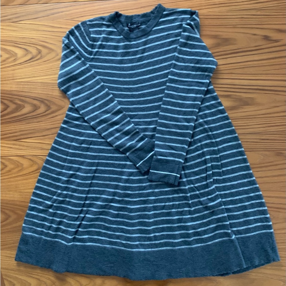 Chelsea & Theodore Gray Long Sleeve Top Dress